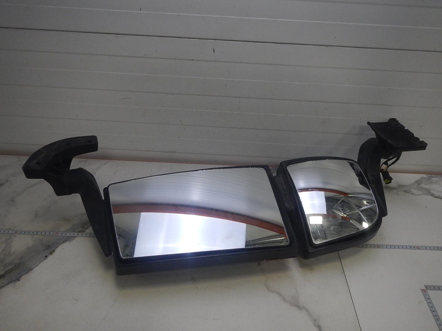 Зеркало левое электрическое