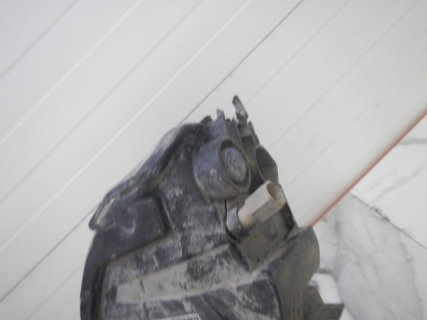 Фара противотуманная правая