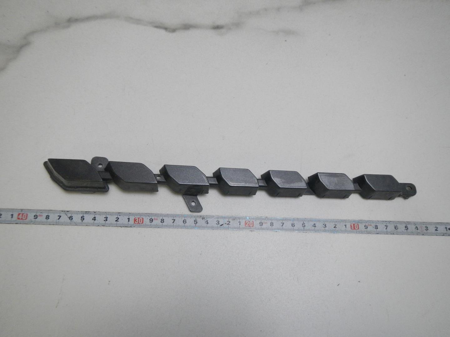 Накладка на решетку радиатора