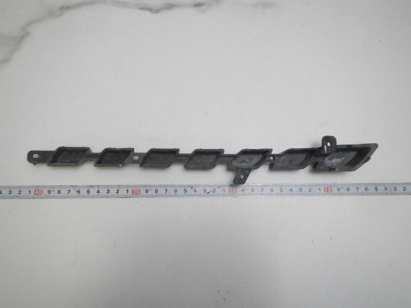 Накладка на решетку радиатора