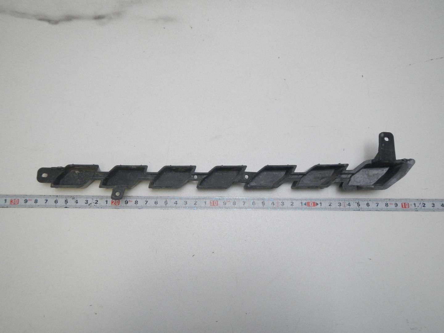 Накладка на решетку радиатора