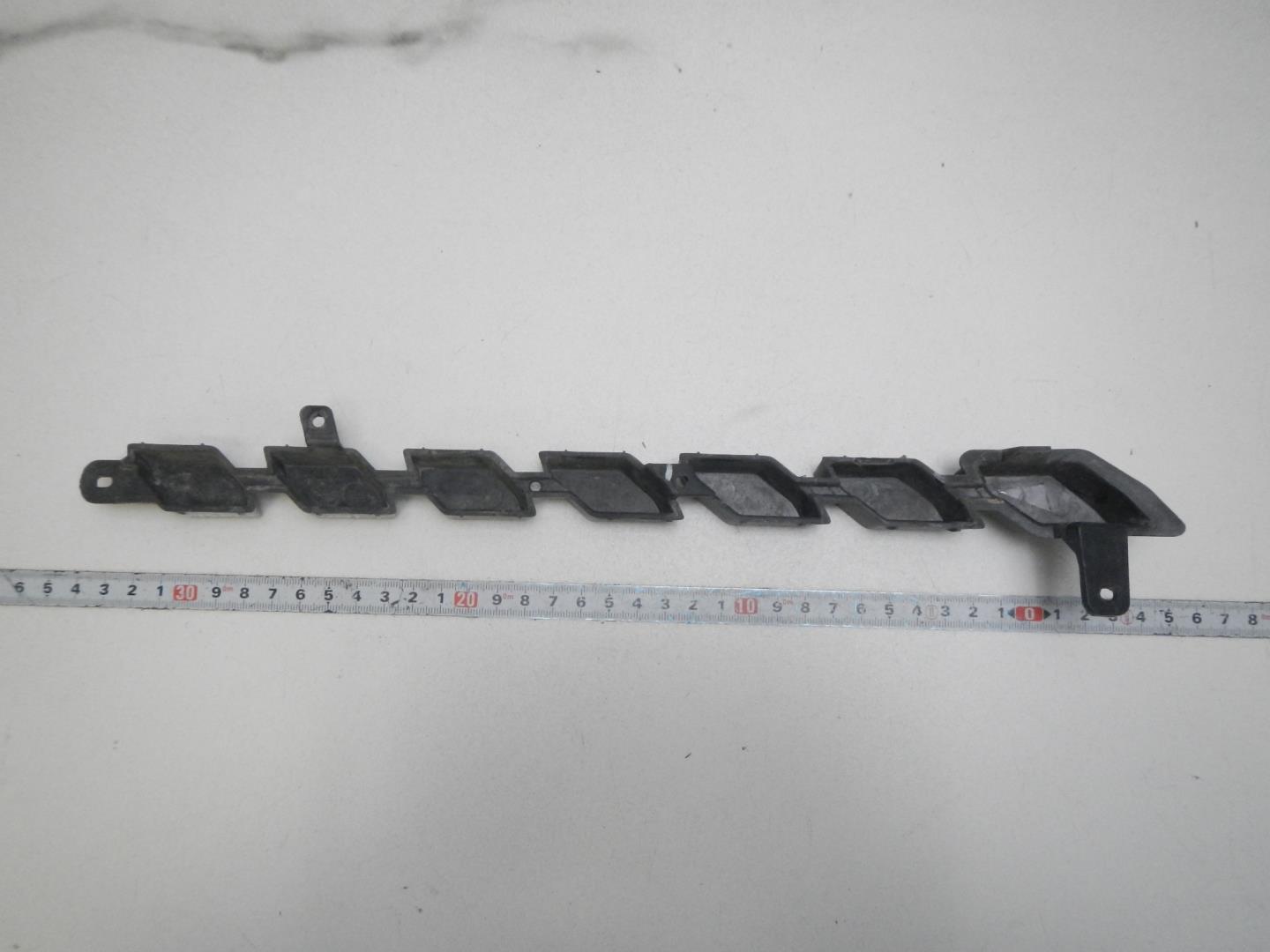 Накладка на решетку радиатора