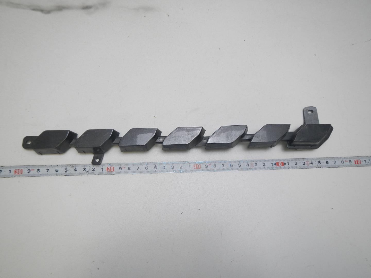 Накладка на решетку радиатора