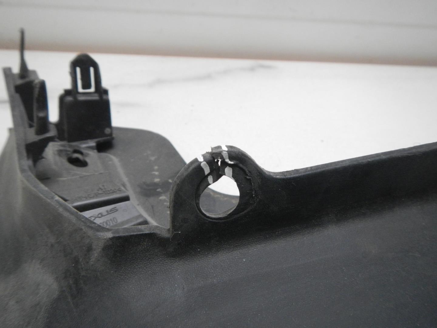 Брызговик задний левый