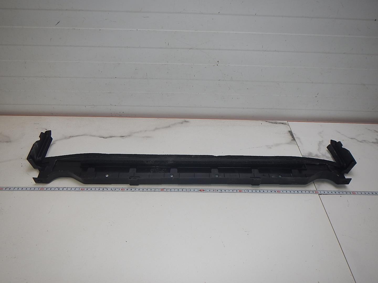 Воздуховод радиатора нижний