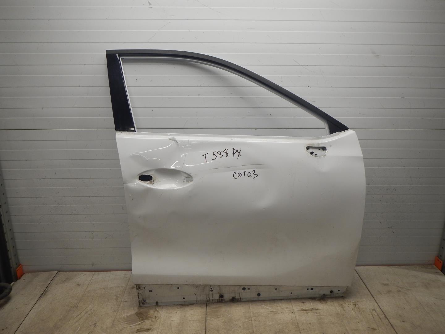 Дверь передняя правая