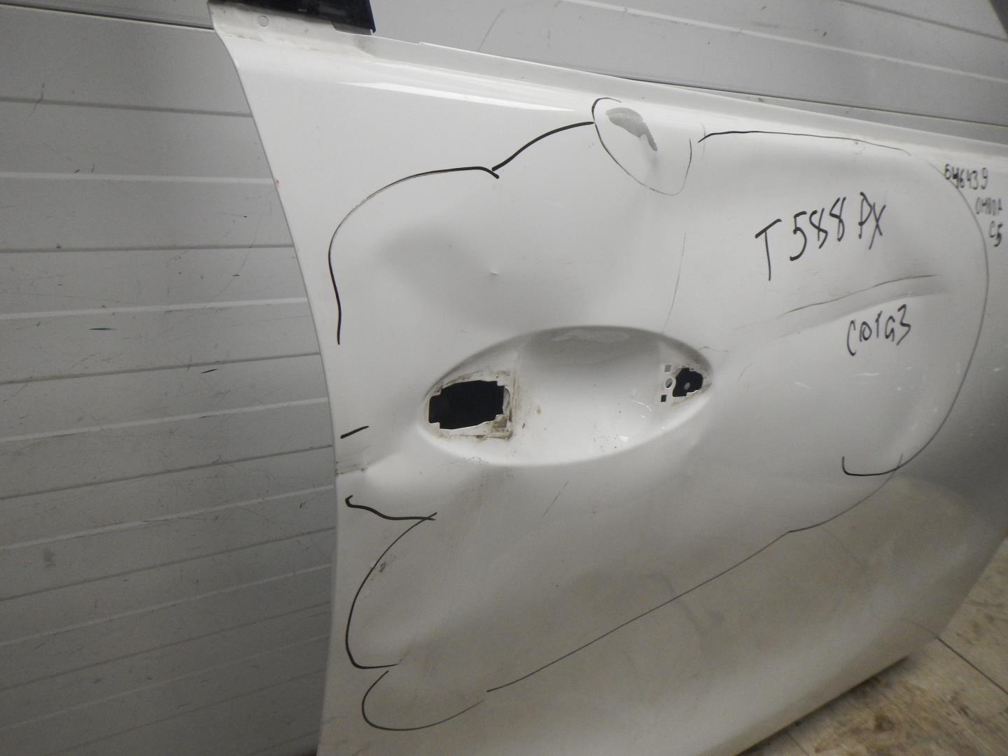 Дверь передняя правая