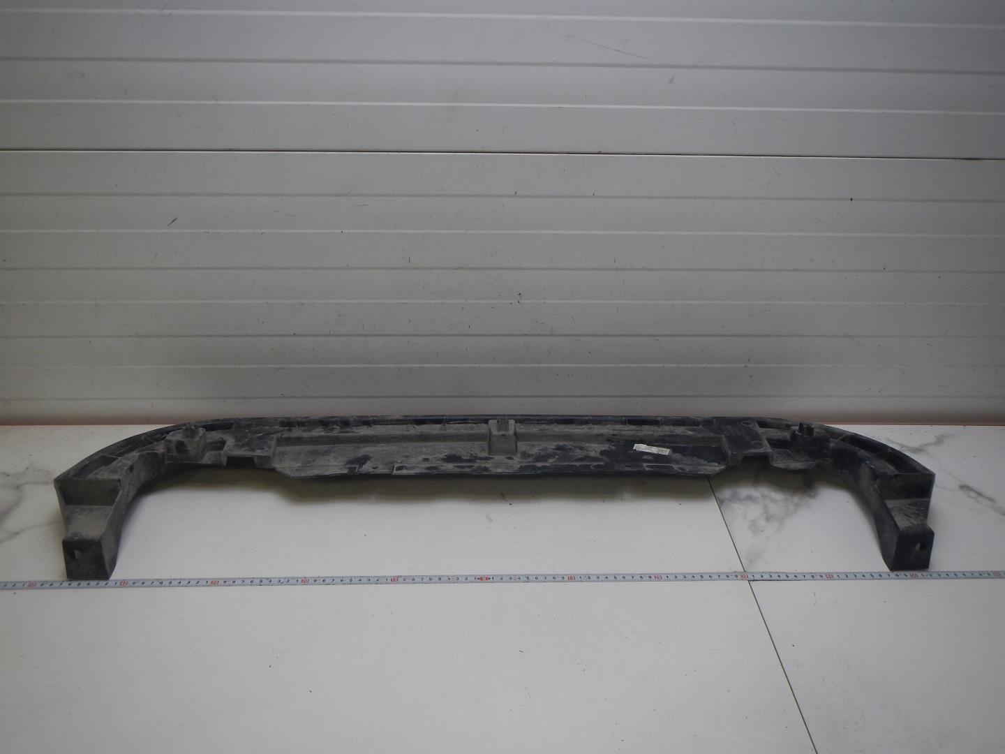 Усилитель переднего бампера