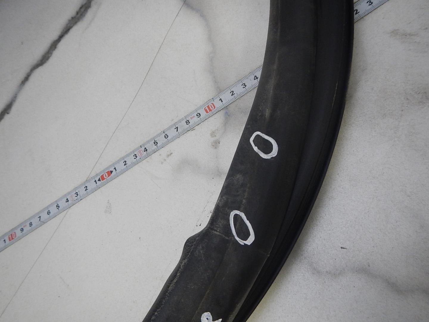 Уплотнитель двери