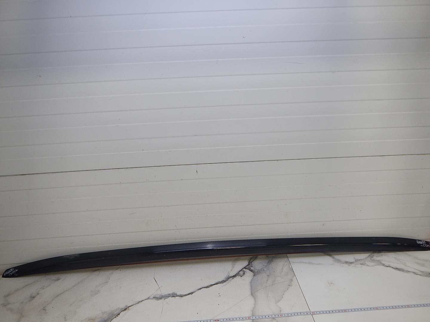 Рейлинг (релинг) левый (планка на крышу)