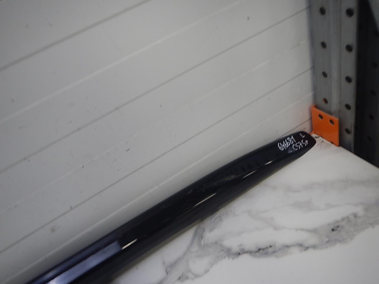 Рейлинг (релинг) левый (планка на крышу)