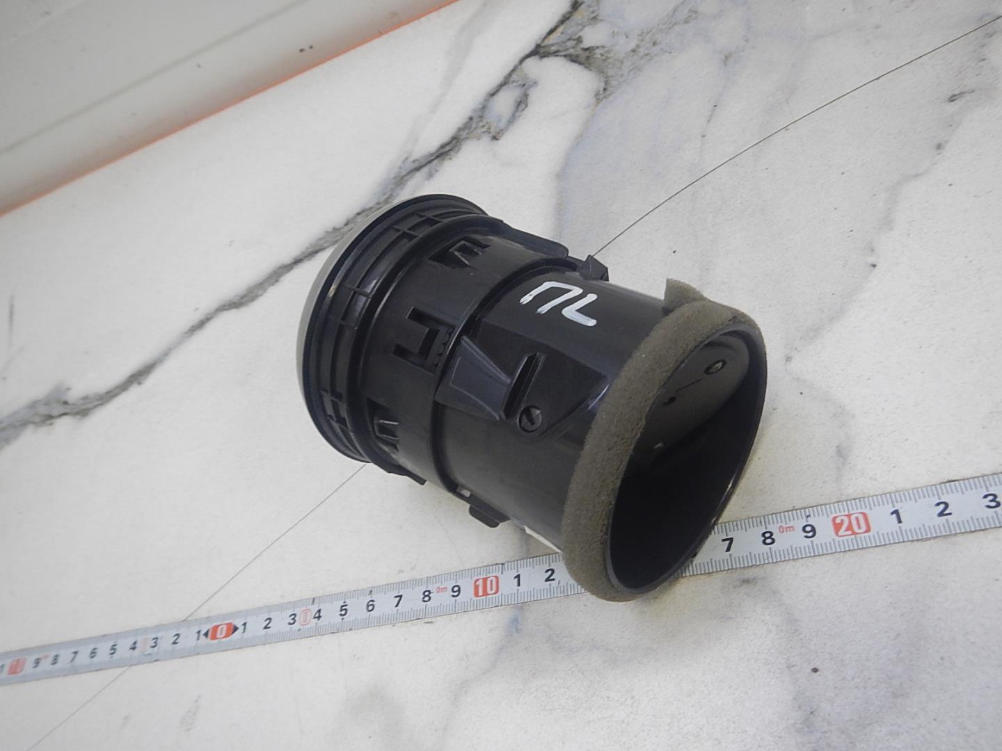 Дефлектор воздушный