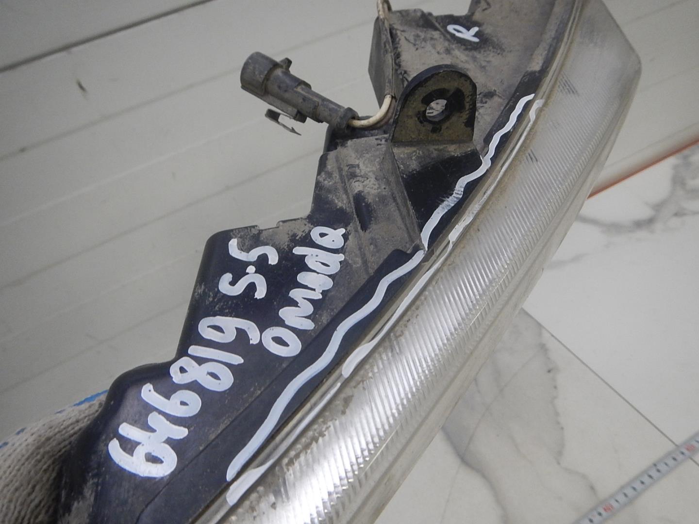 Фара дневного света правая (ходовые огни)