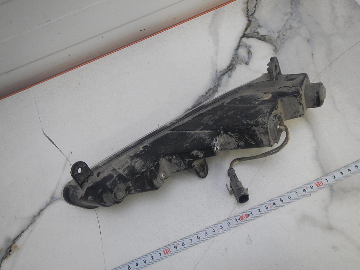 Фара дневного света правая (ходовые огни)