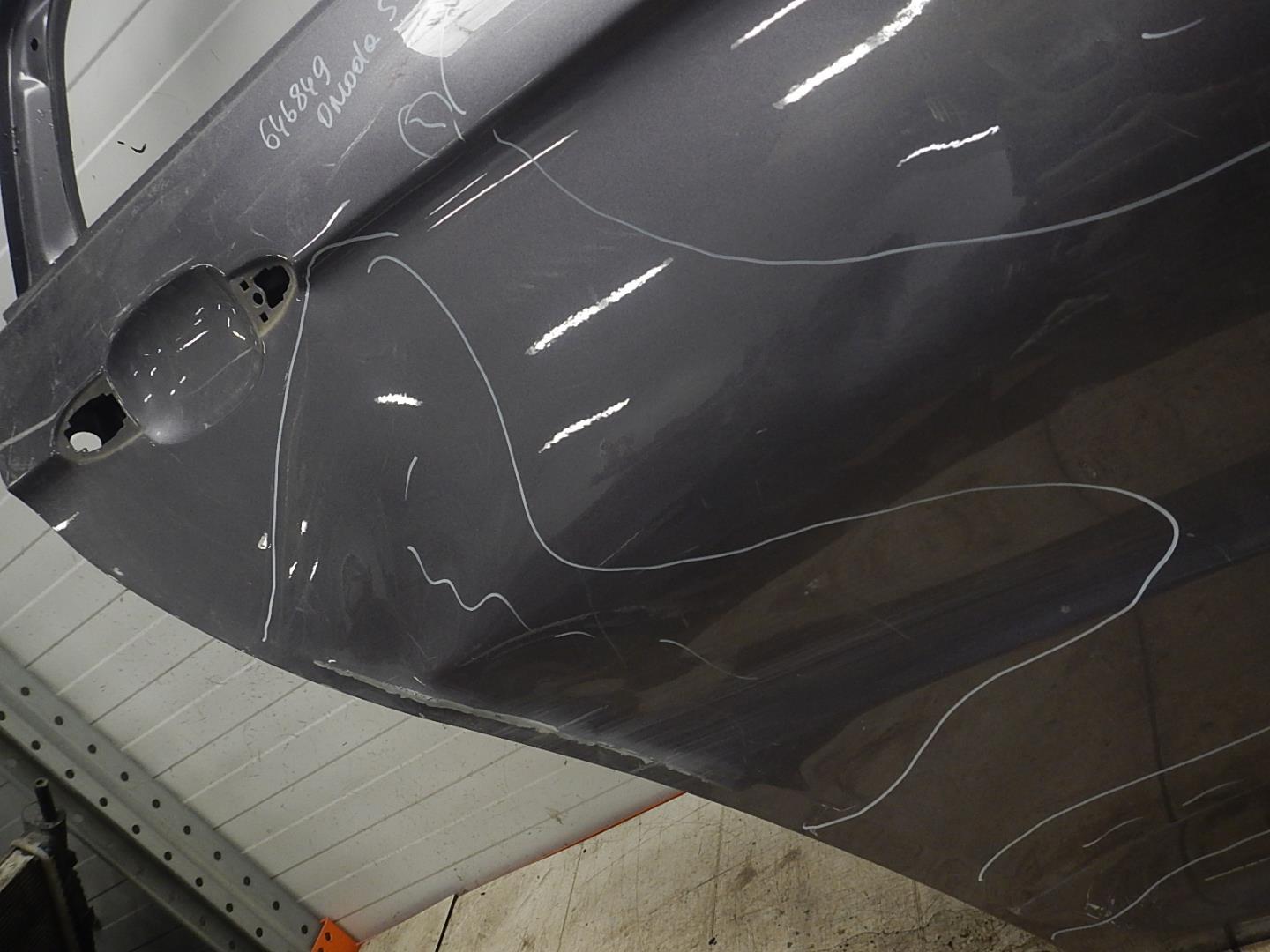 Дверь задняя правая