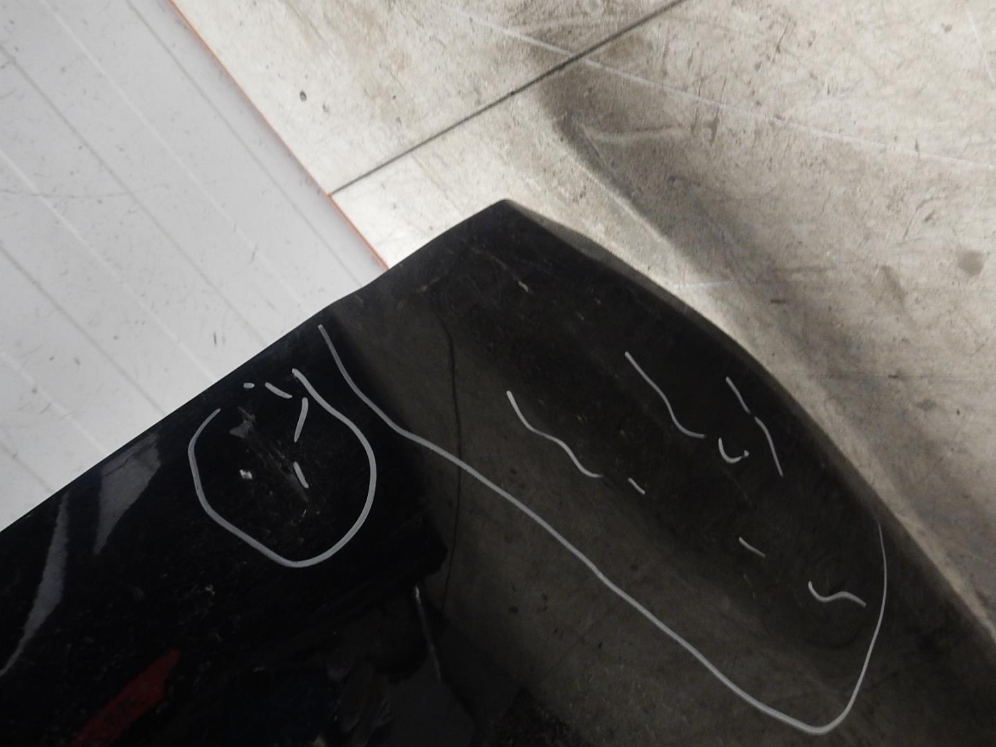 Дверь багажника