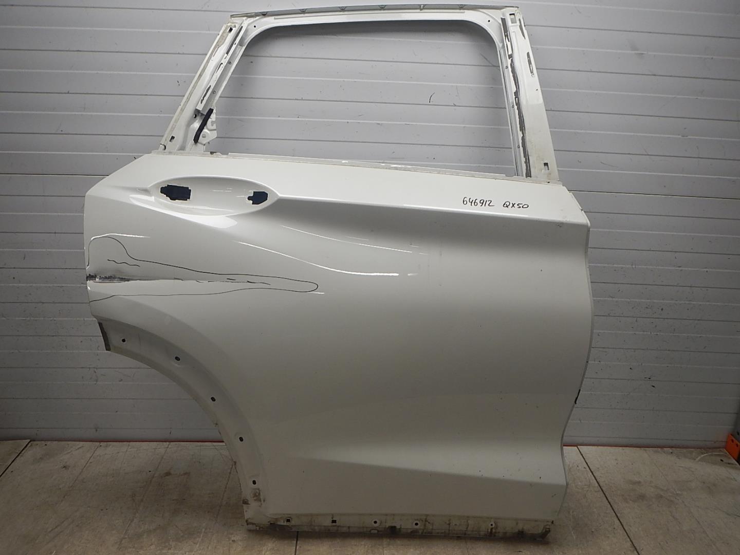 Дверь задняя правая