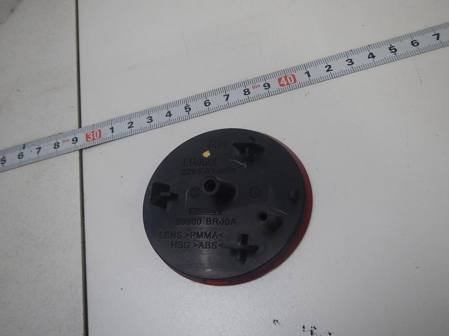 Отражатель в бампер задний правый