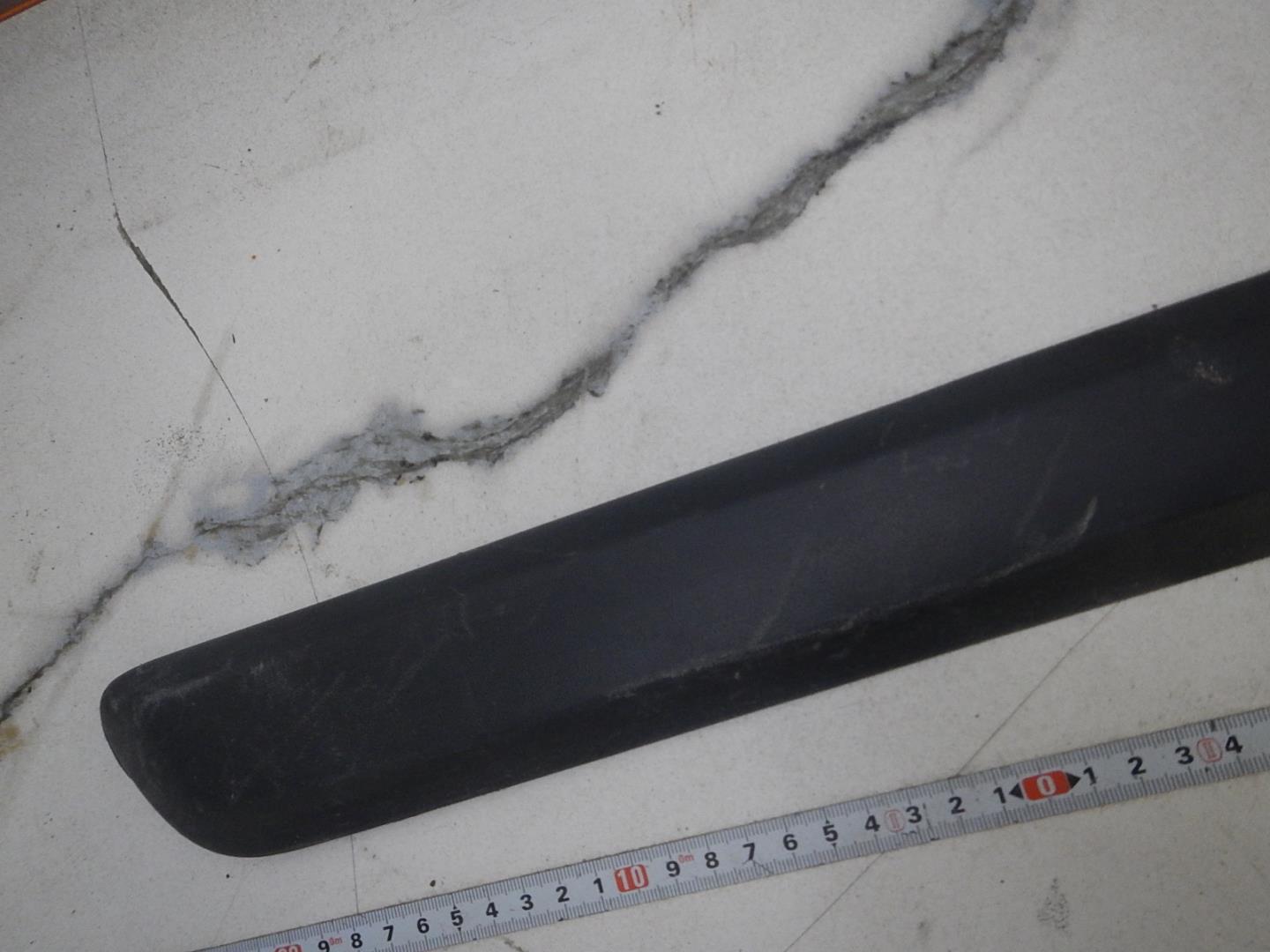 Молдинг задней правой двери