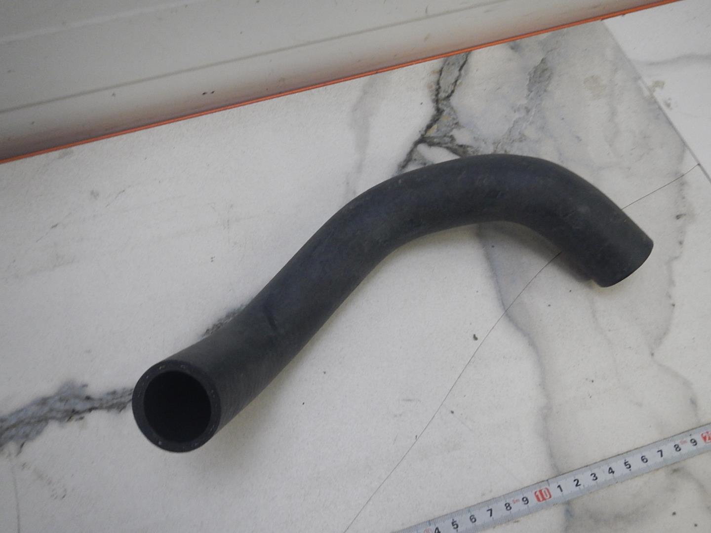 Патрубок радиатора