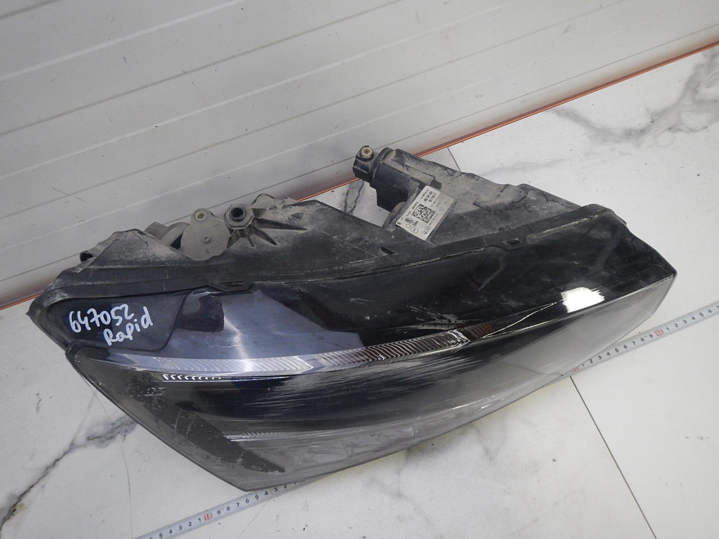 Фара правая