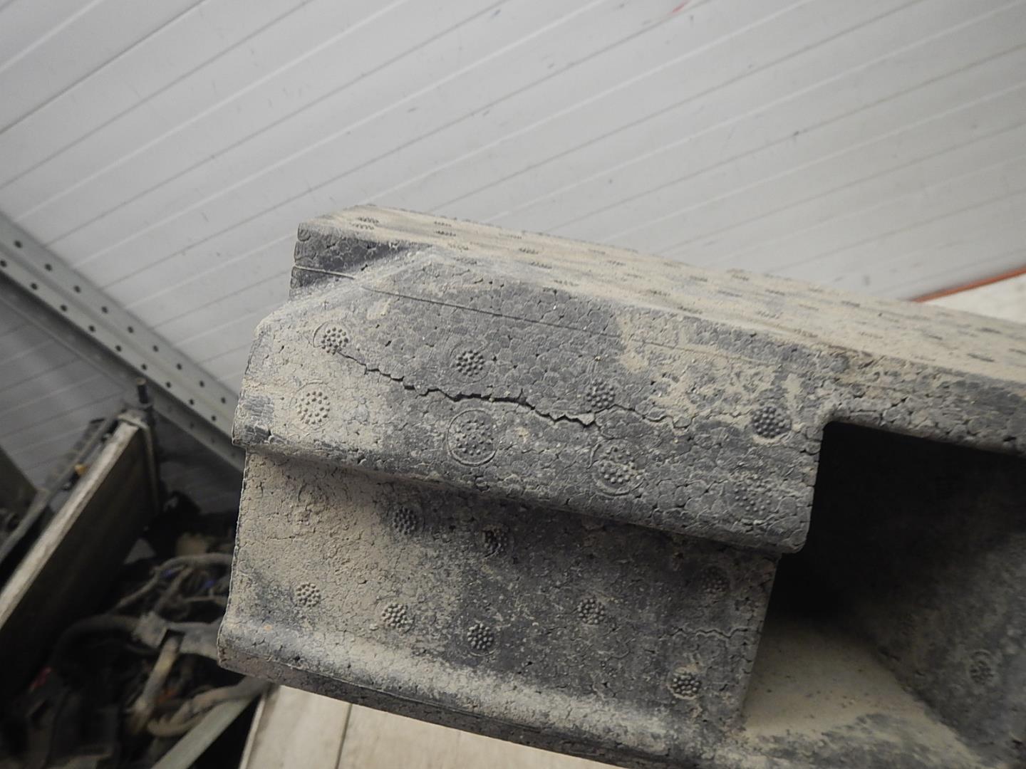 Наполнитель заднего бампера