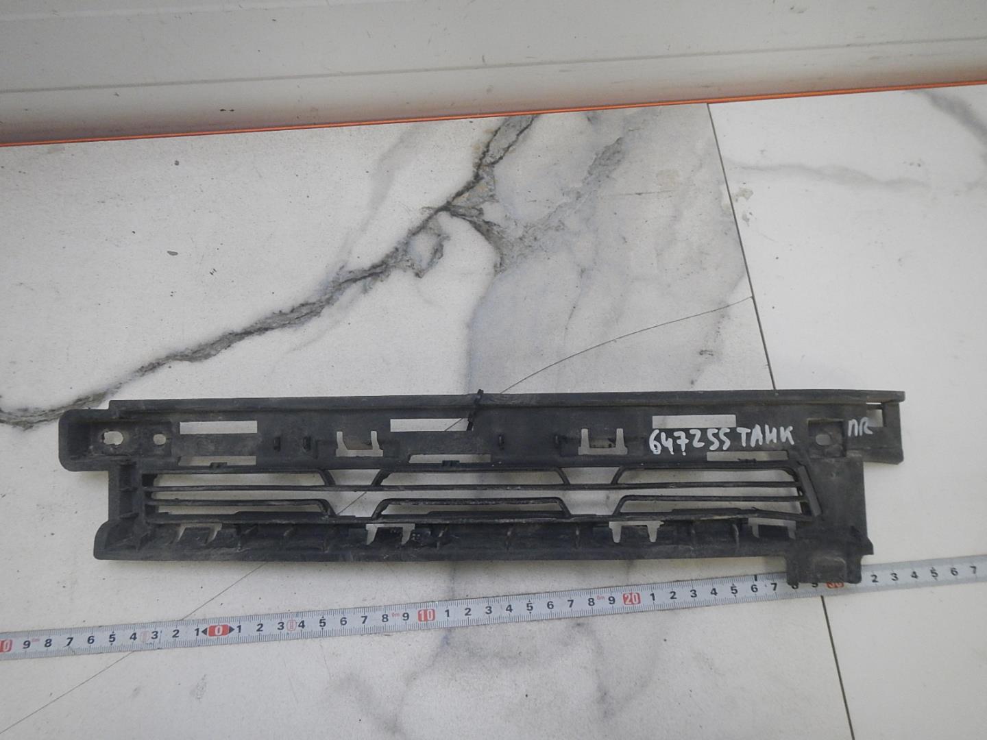 Решетка в бампер правая