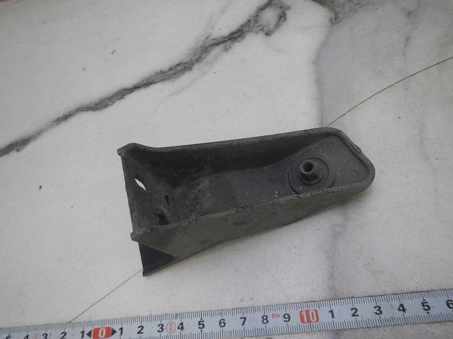 Кронштейн радиатора