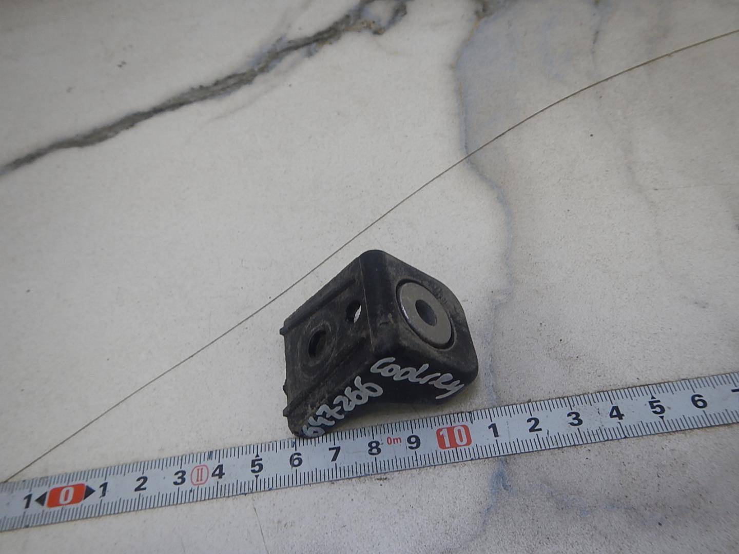 Кронштейн радиатора