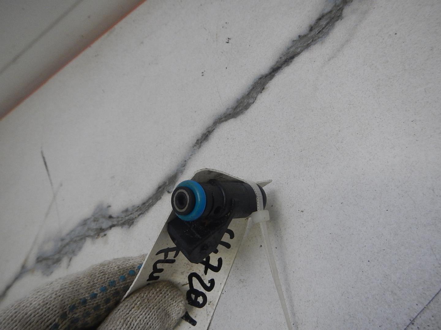 Форсунка инжекторная электрическая