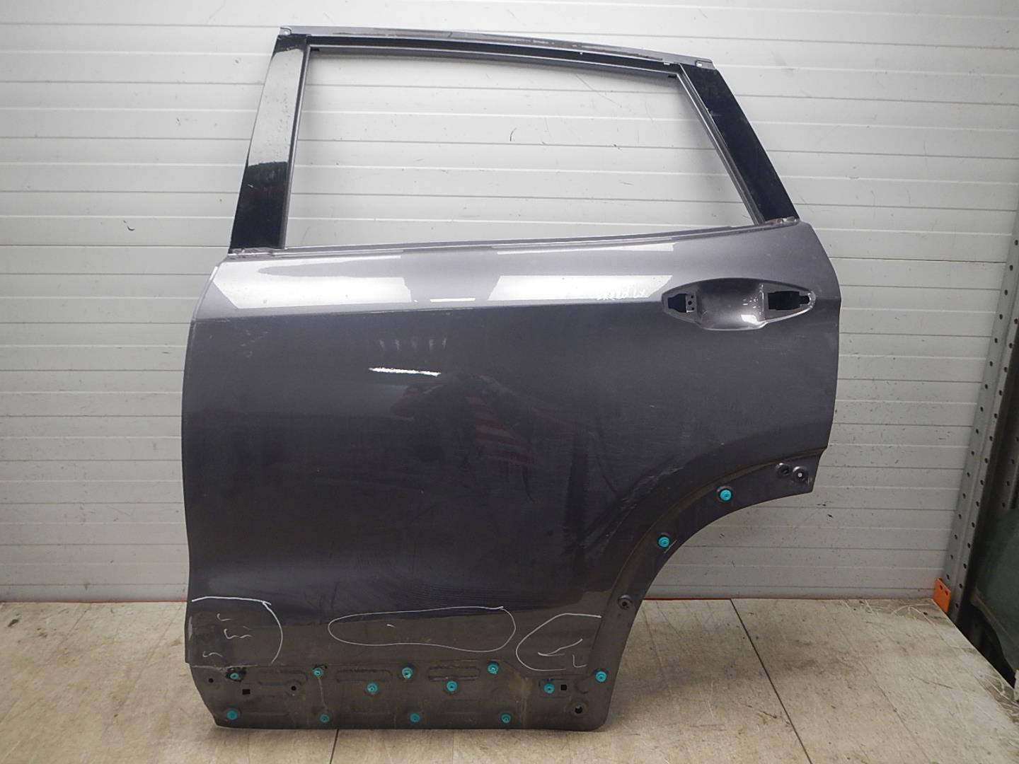 Дверь задняя левая
