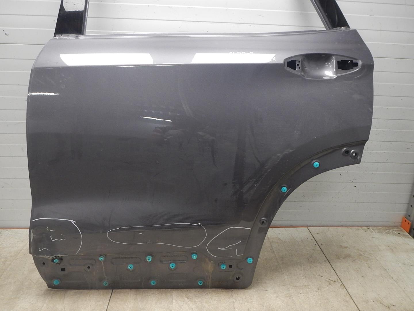 Дверь задняя левая