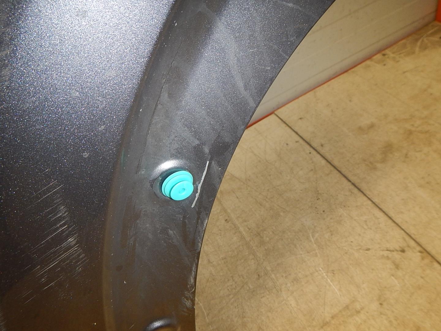 Дверь задняя левая