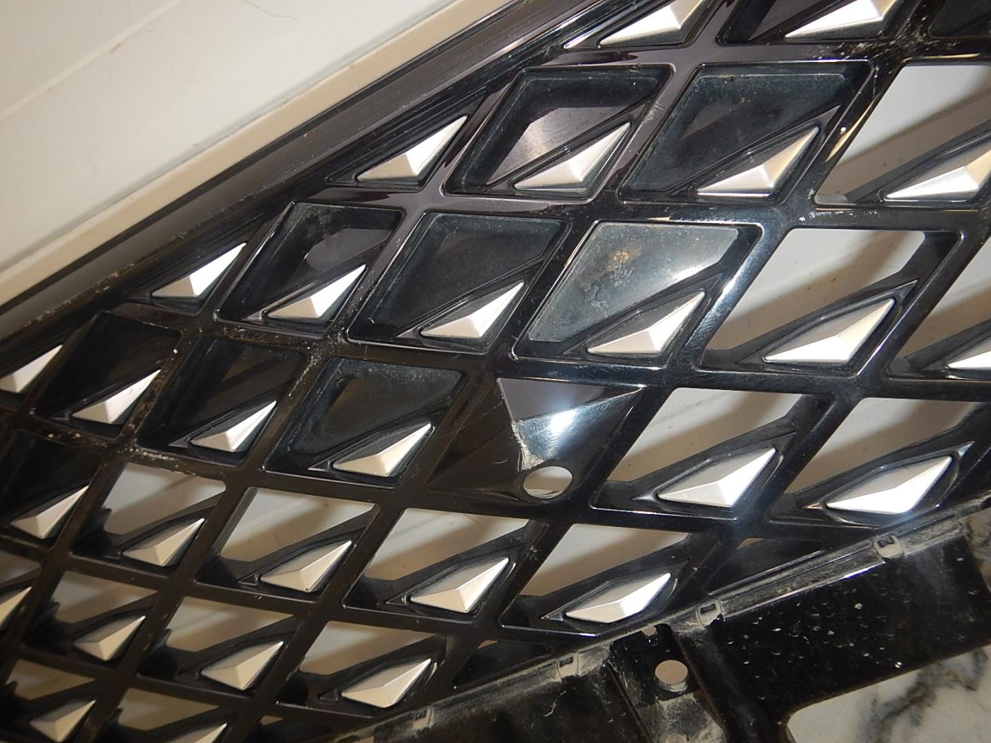 Решетка радиатора