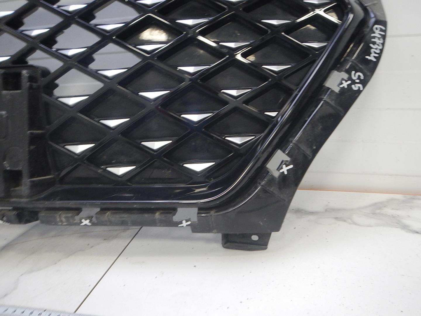 Решетка радиатора