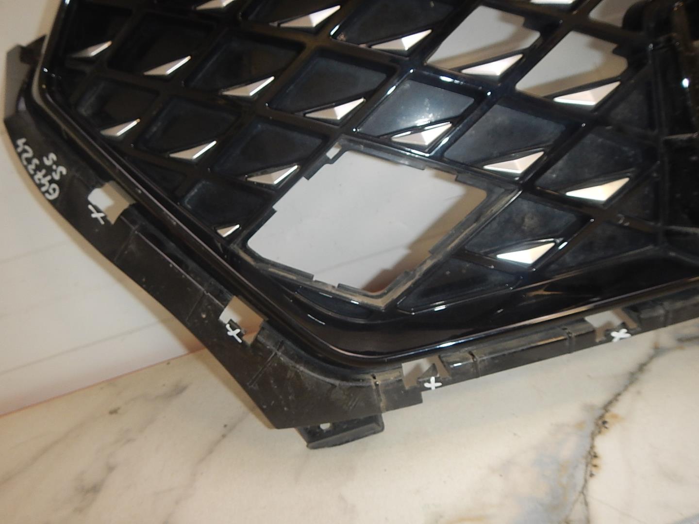 Решетка радиатора