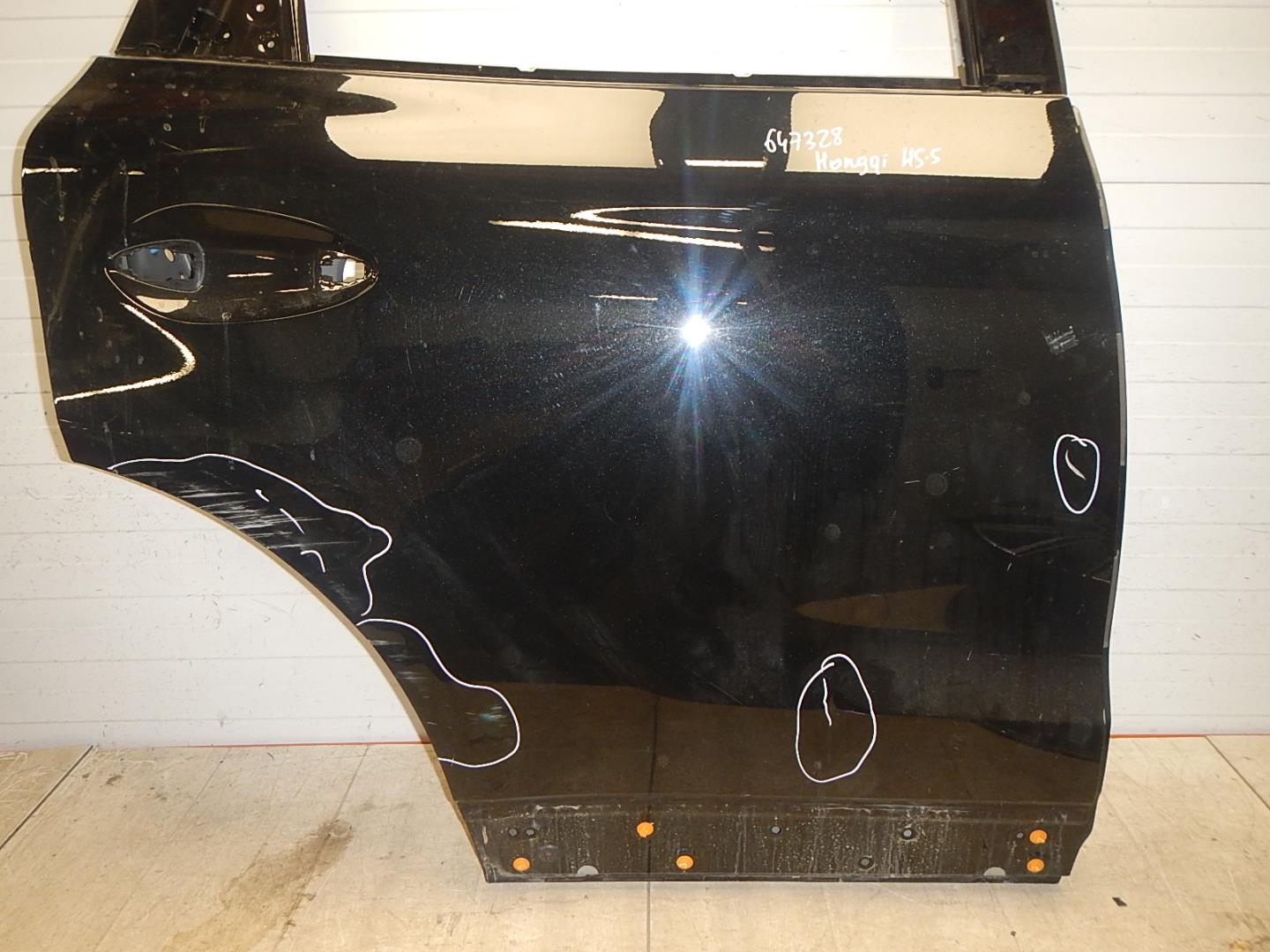 Дверь задняя правая