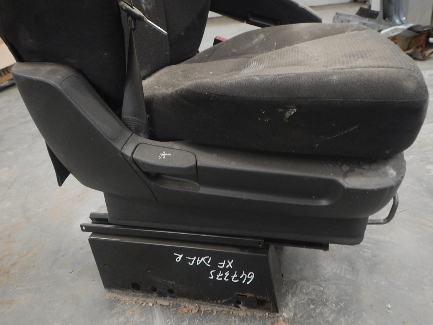 Сиденье переднее правое