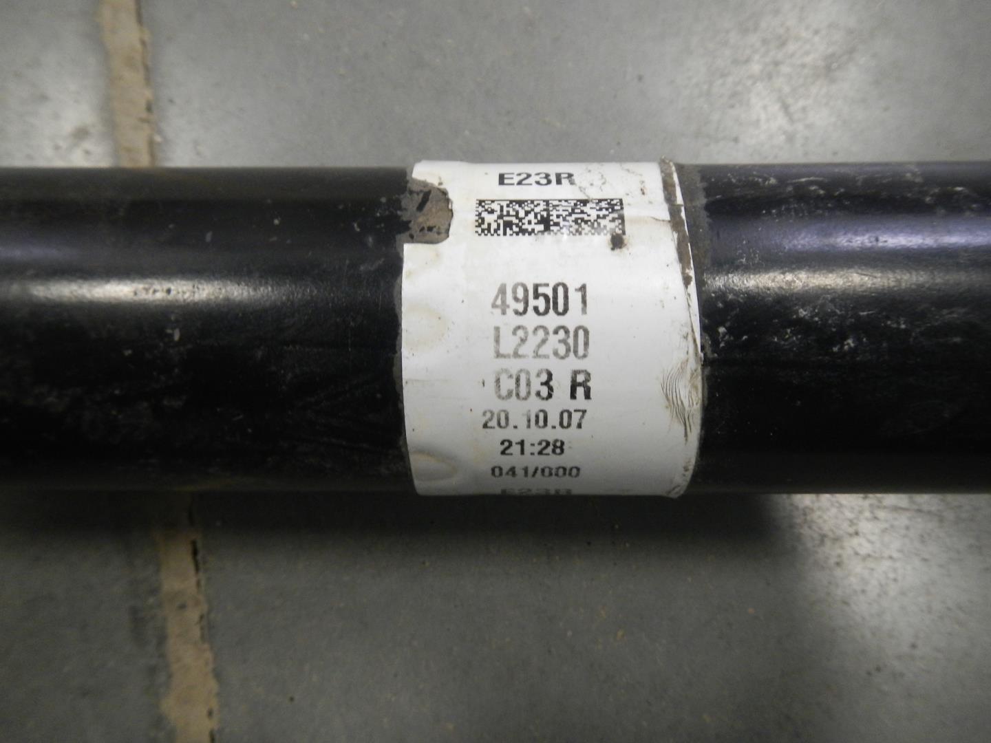 Полуось передняя правая