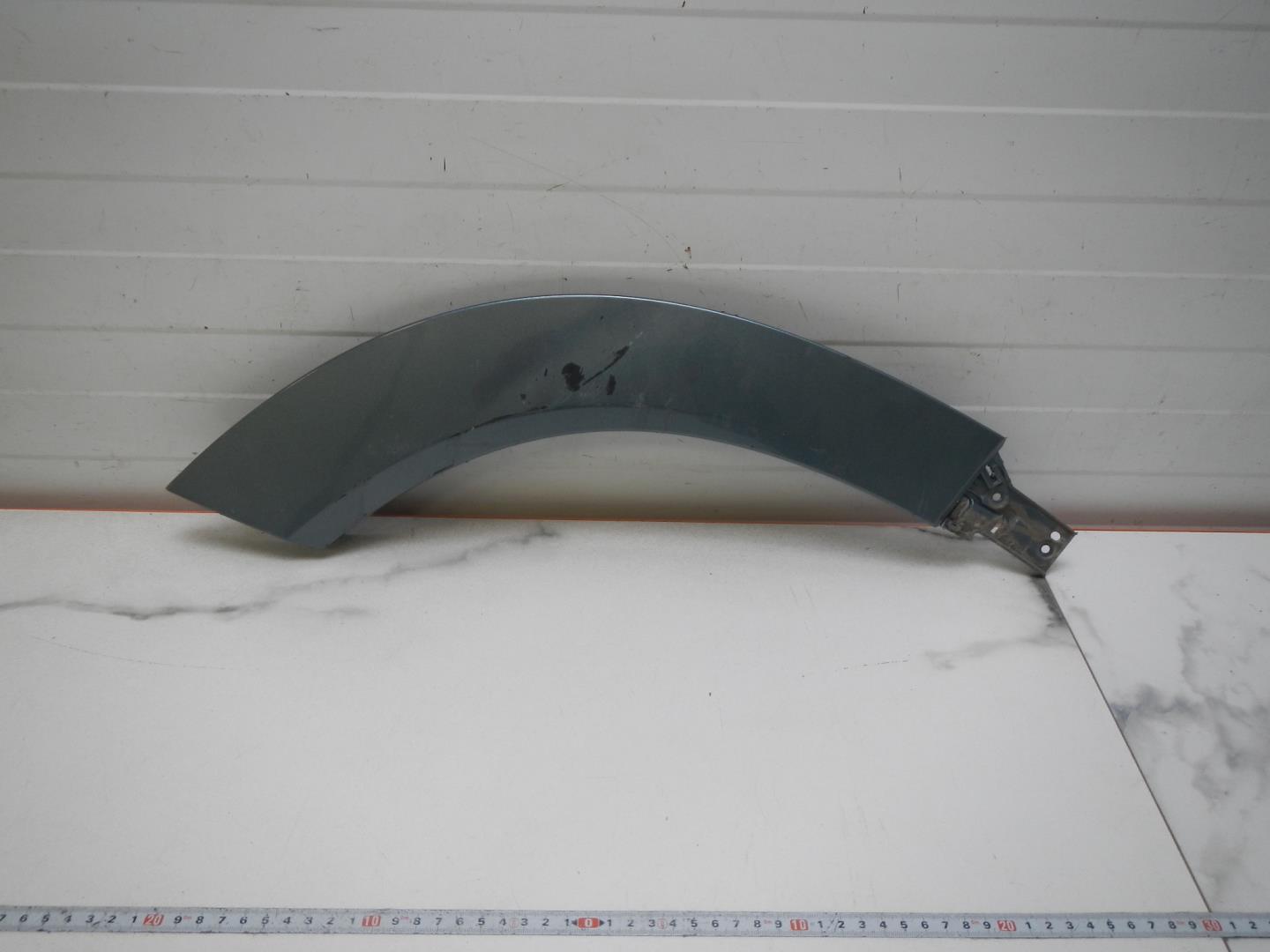 Молдинг задней правой двери