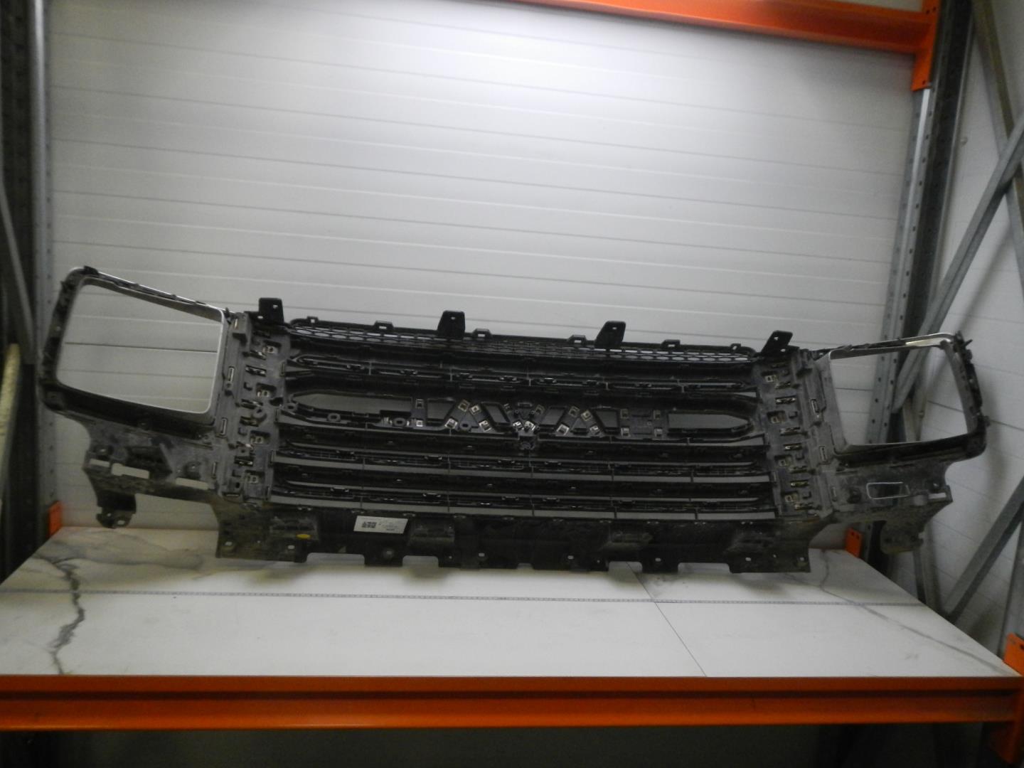 Решетка радиатора