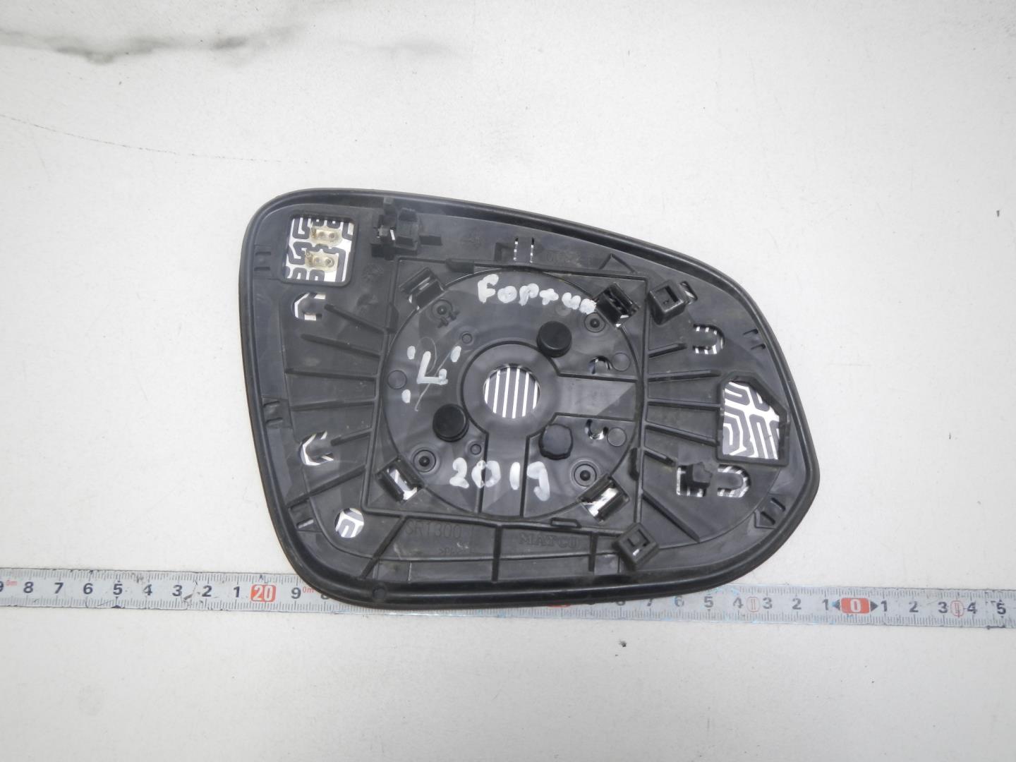 Стекло зеркала электрического левого