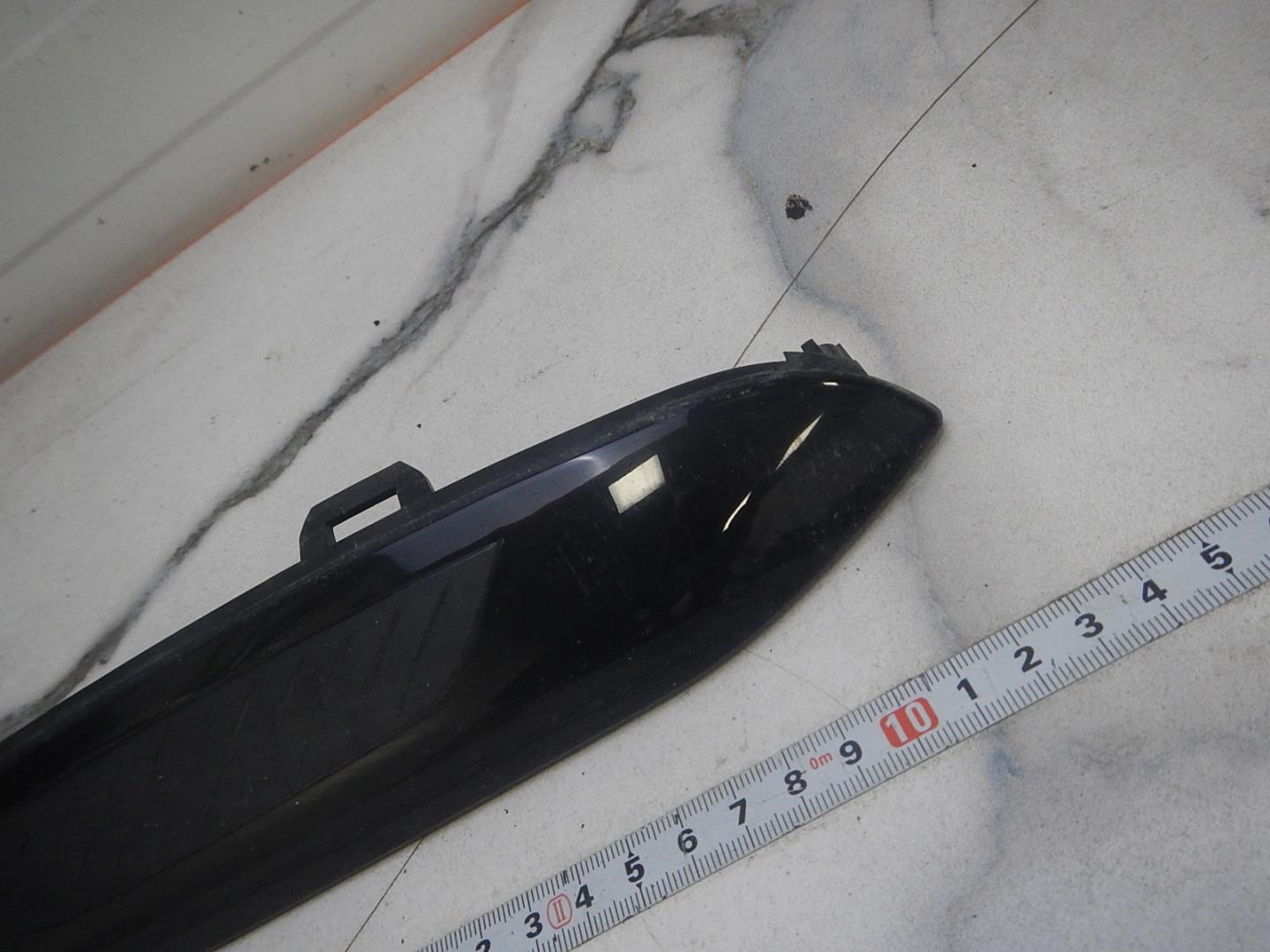 Накладка переднего бампера правая