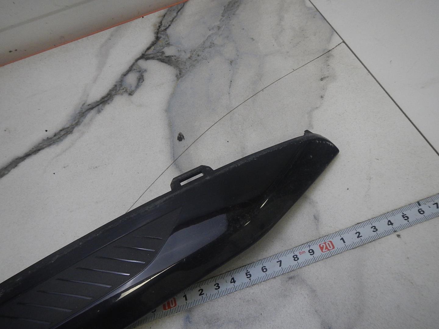 Накладка переднего бампера левая