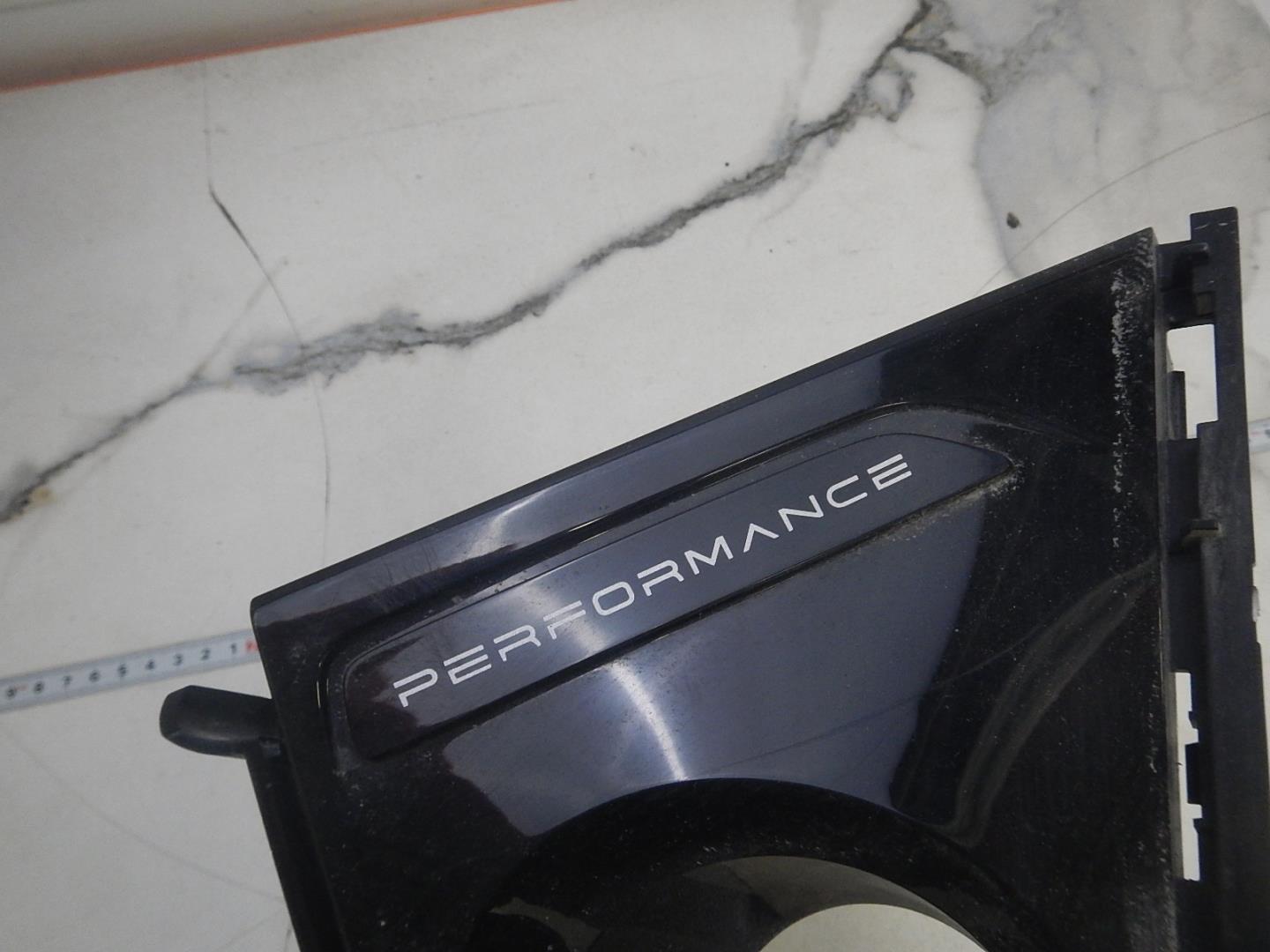 Решетка в бампер левая