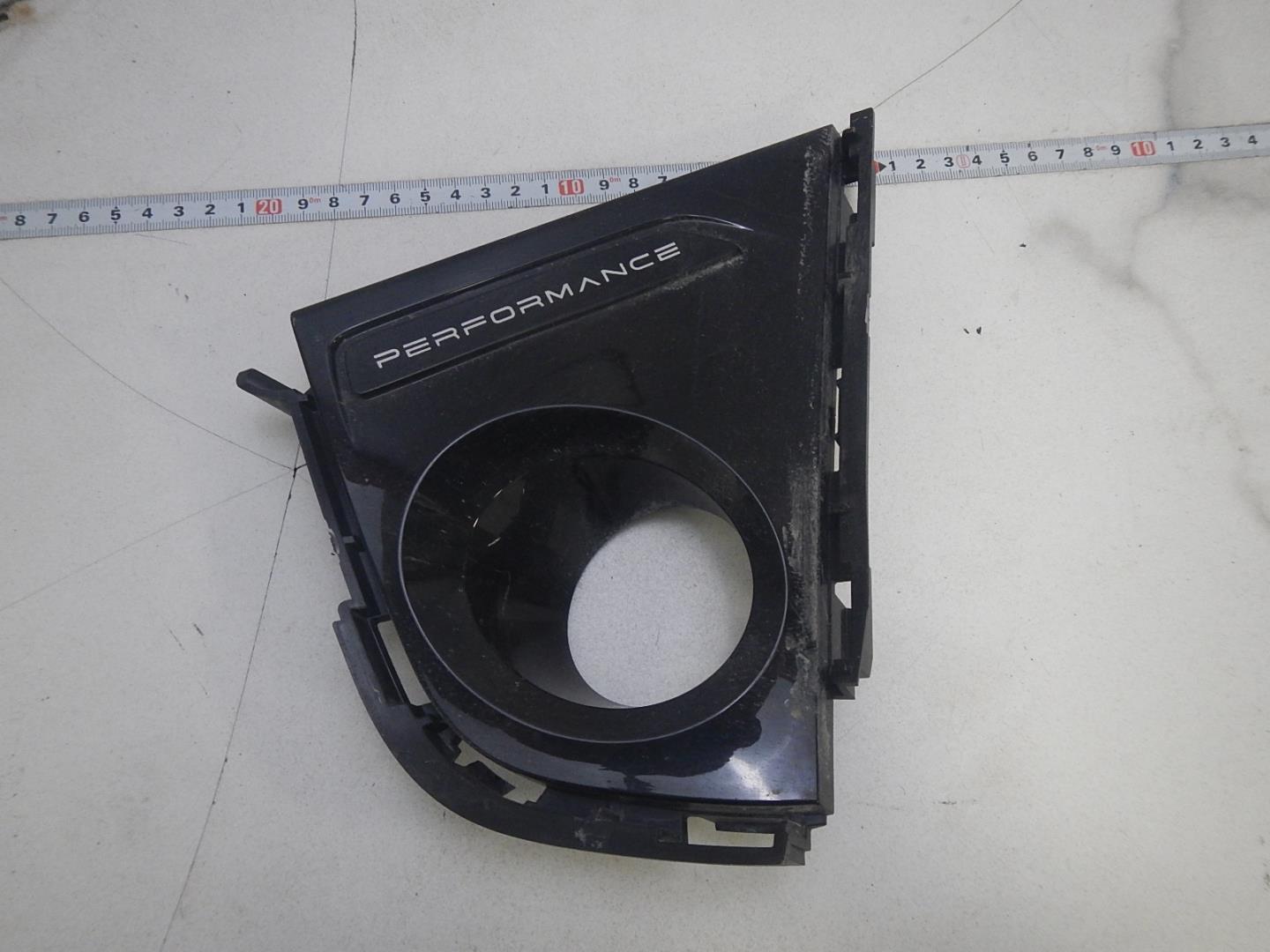 Решетка в бампер левая