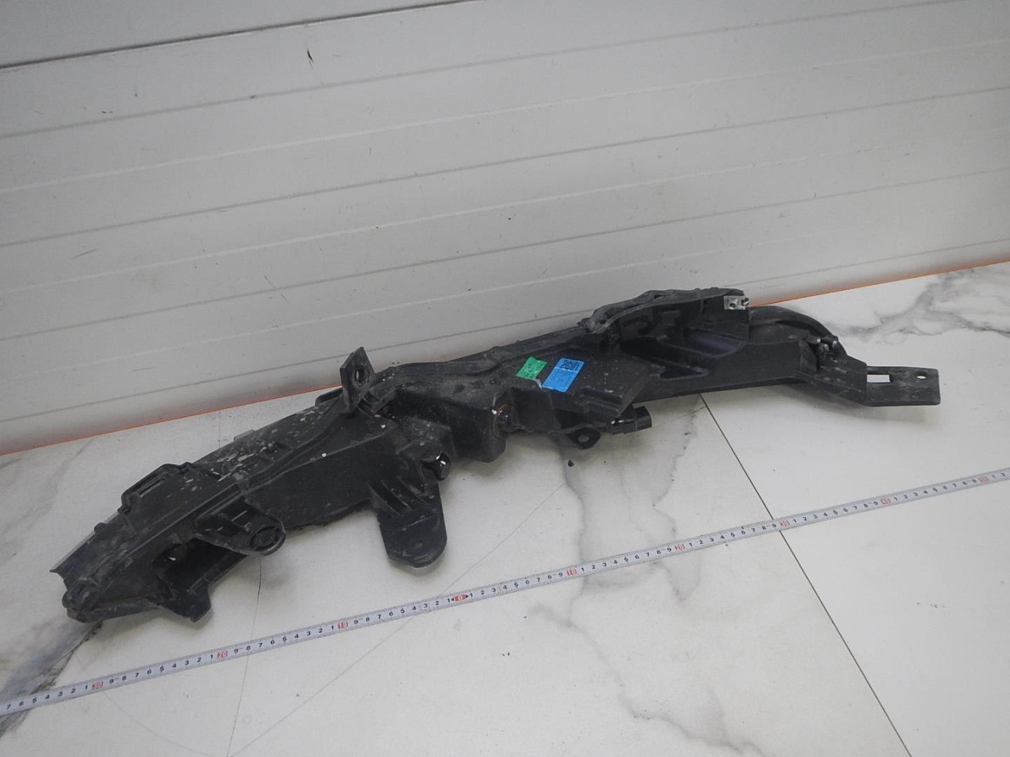 Фара дневного света левая (ходовые огни)