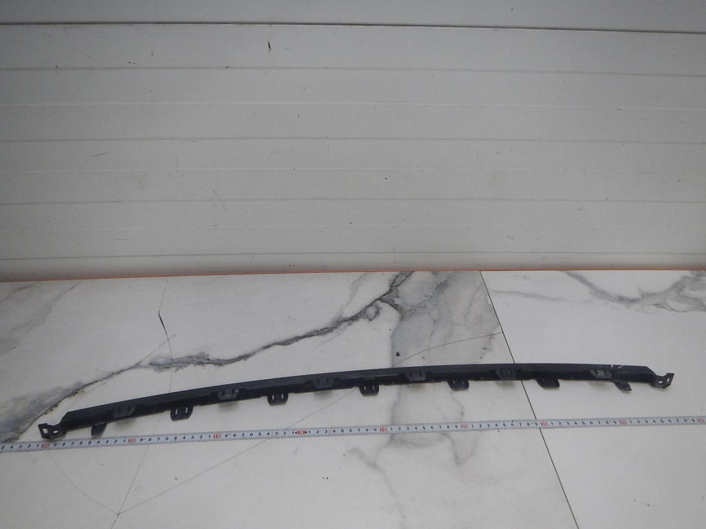 Молдинг заднего бампера