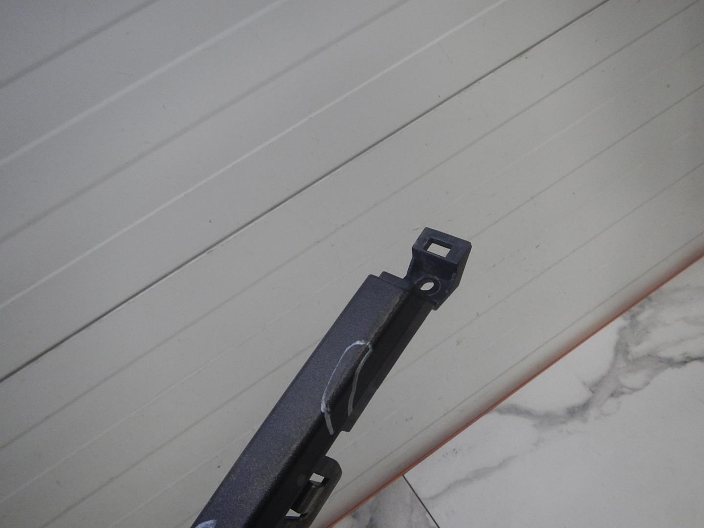 Молдинг заднего бампера