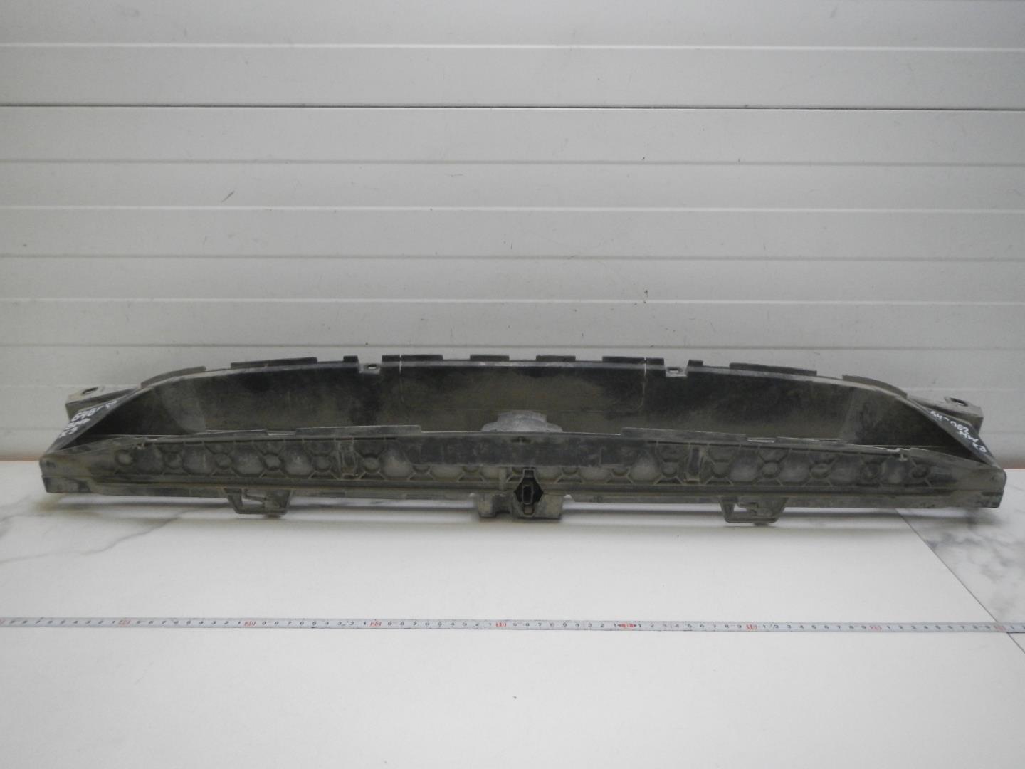 Воздуховод радиатора нижний